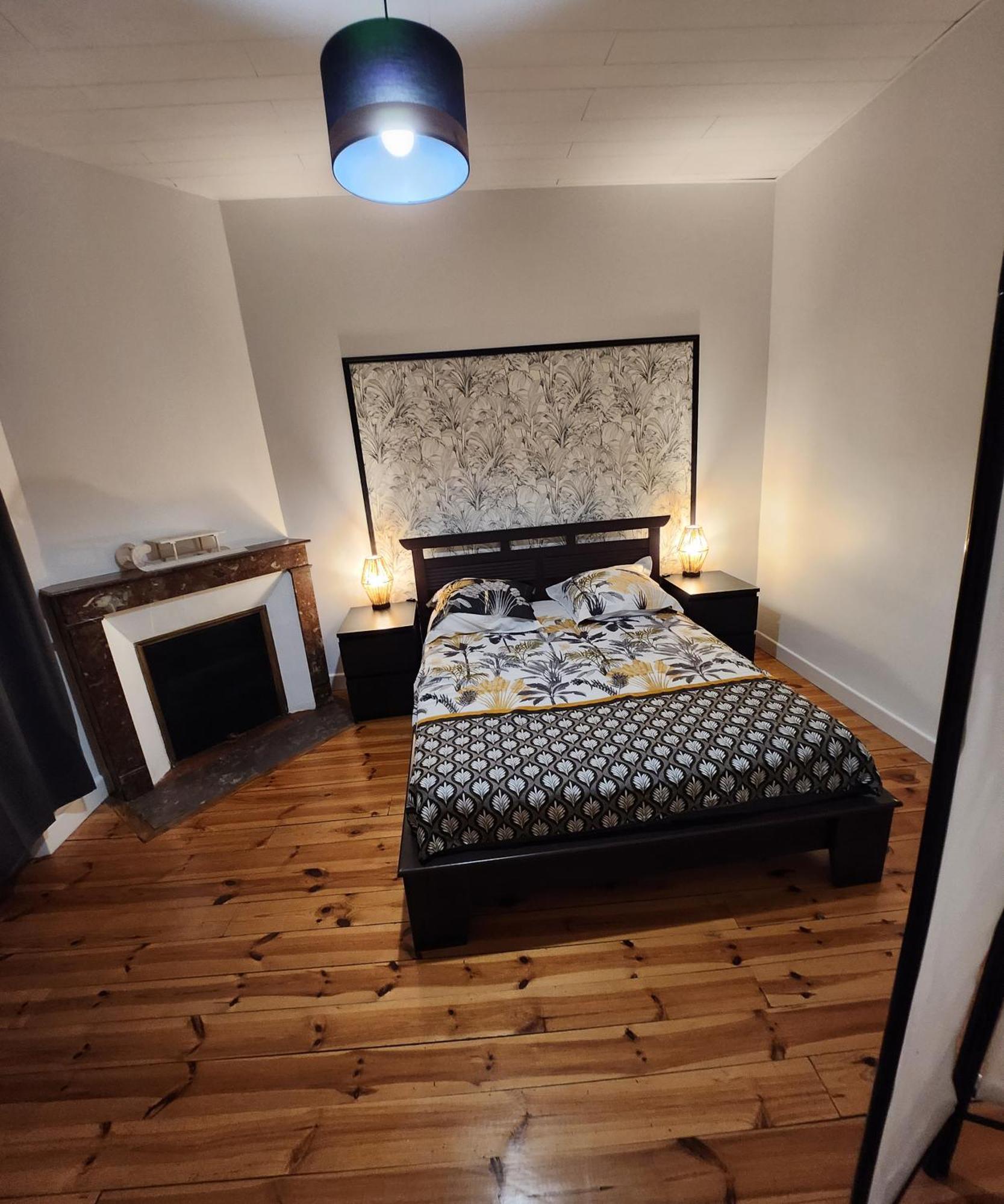 Chaleureux Appartement Refait A Neuf Vic-sur-Cère المظهر الخارجي الصورة